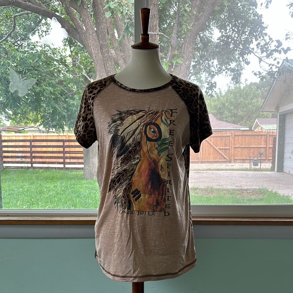 COWGIRL TUFF COMPANY FREE SPIRITED LEOPARD PRINT SLEEVES HORSE SHIRT